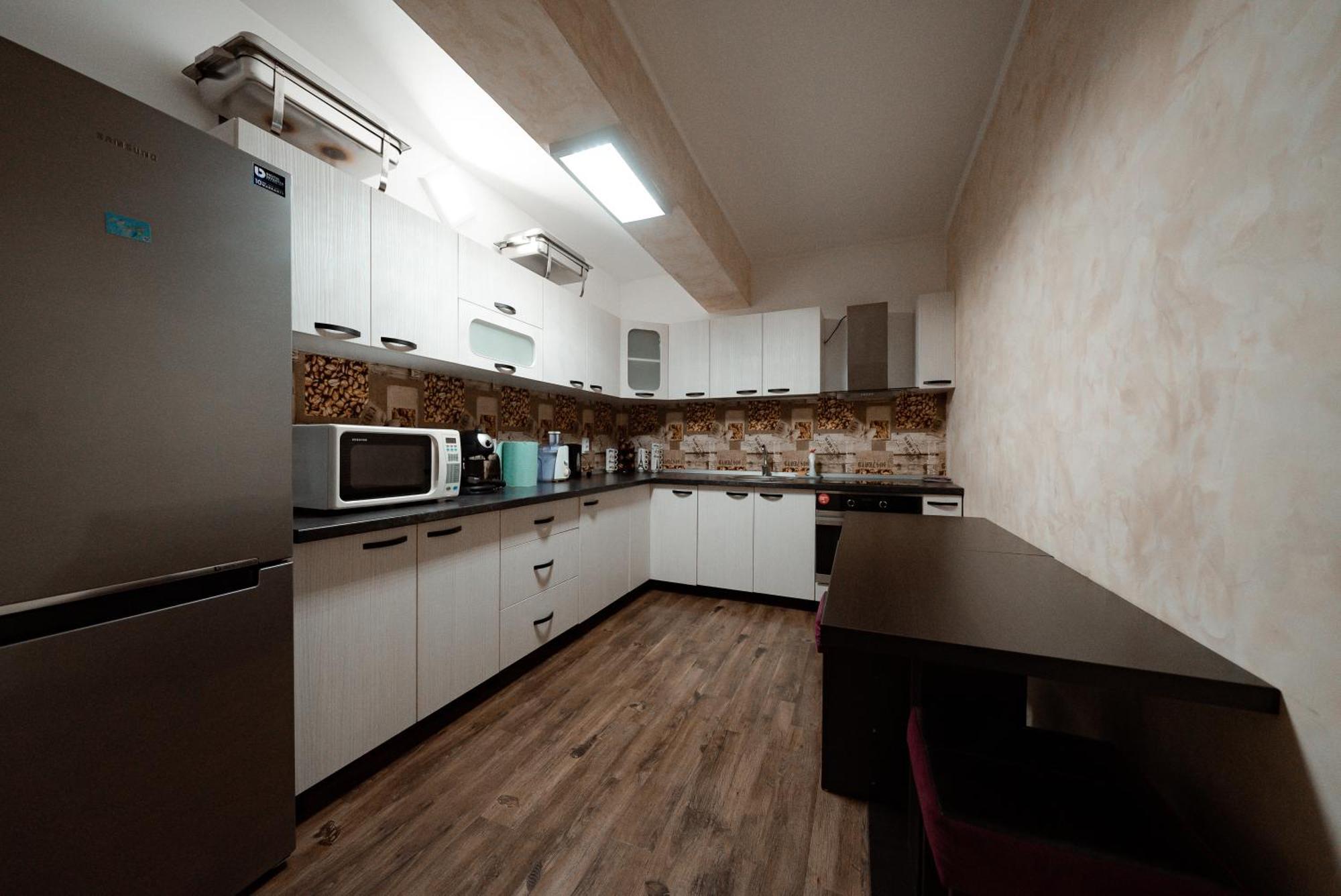 Quantum House Hotel Vatra Dornei Exterior photo