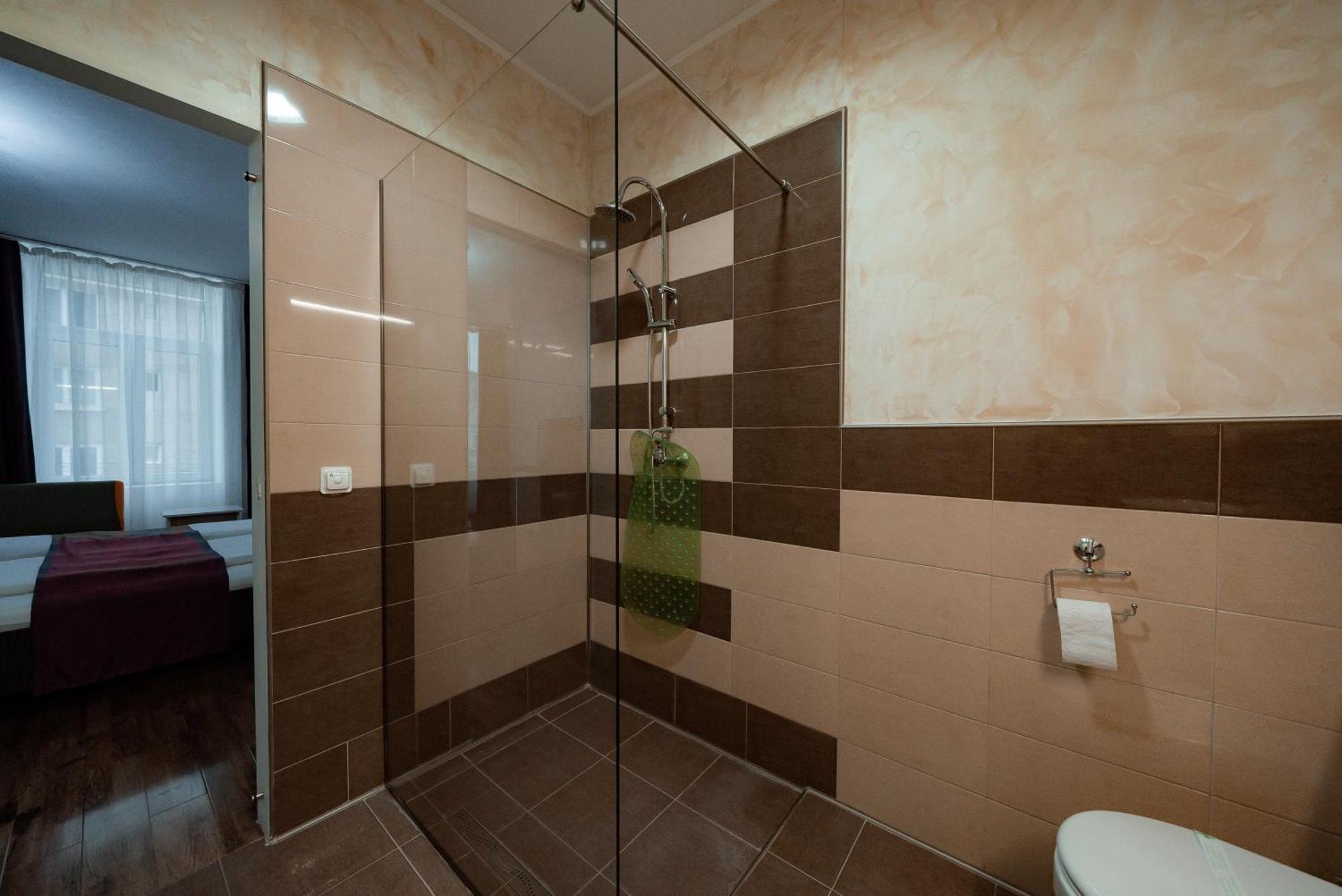 Quantum House Hotel Vatra Dornei Exterior photo