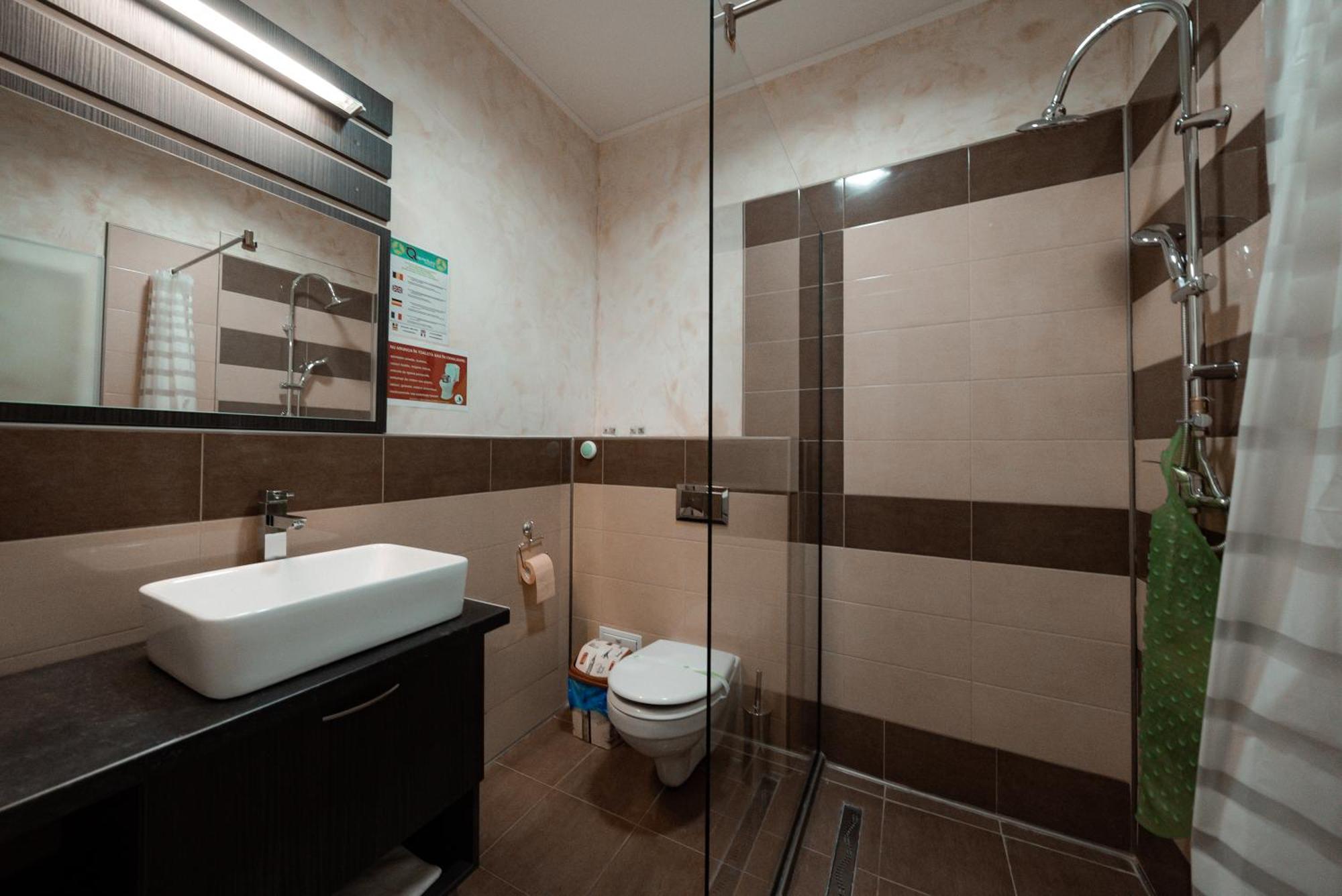 Quantum House Hotel Vatra Dornei Exterior photo
