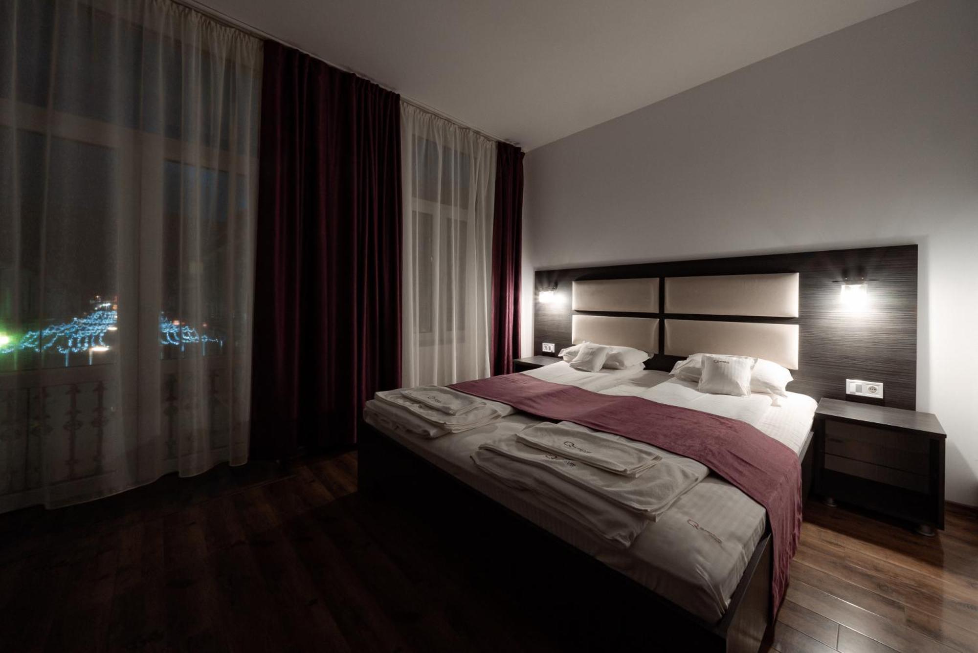 Quantum House Hotel Vatra Dornei Exterior photo